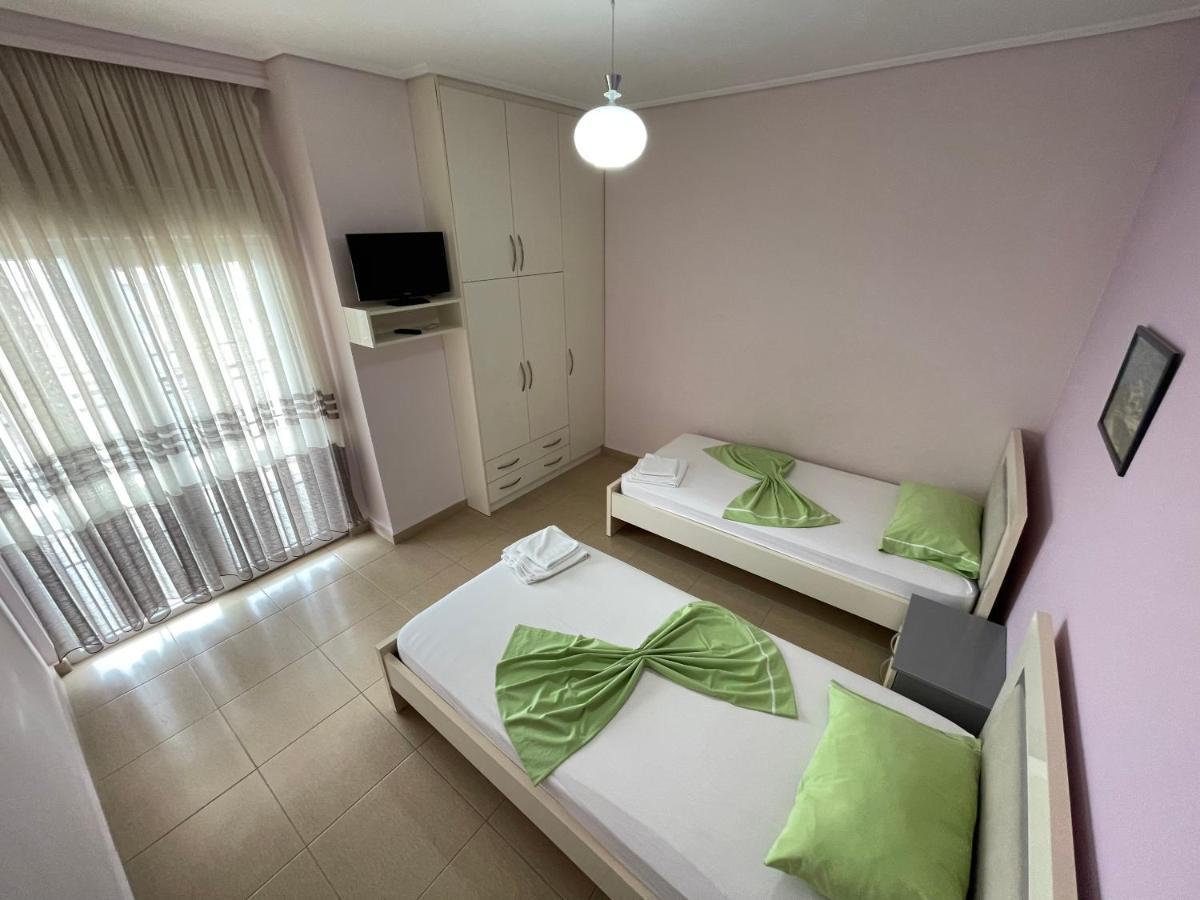 Flower Apartment Sarande Sarandë Exterior foto